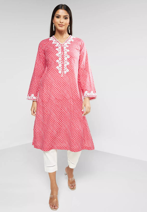 PINK LACED KURTA WITH WHITE PANTS