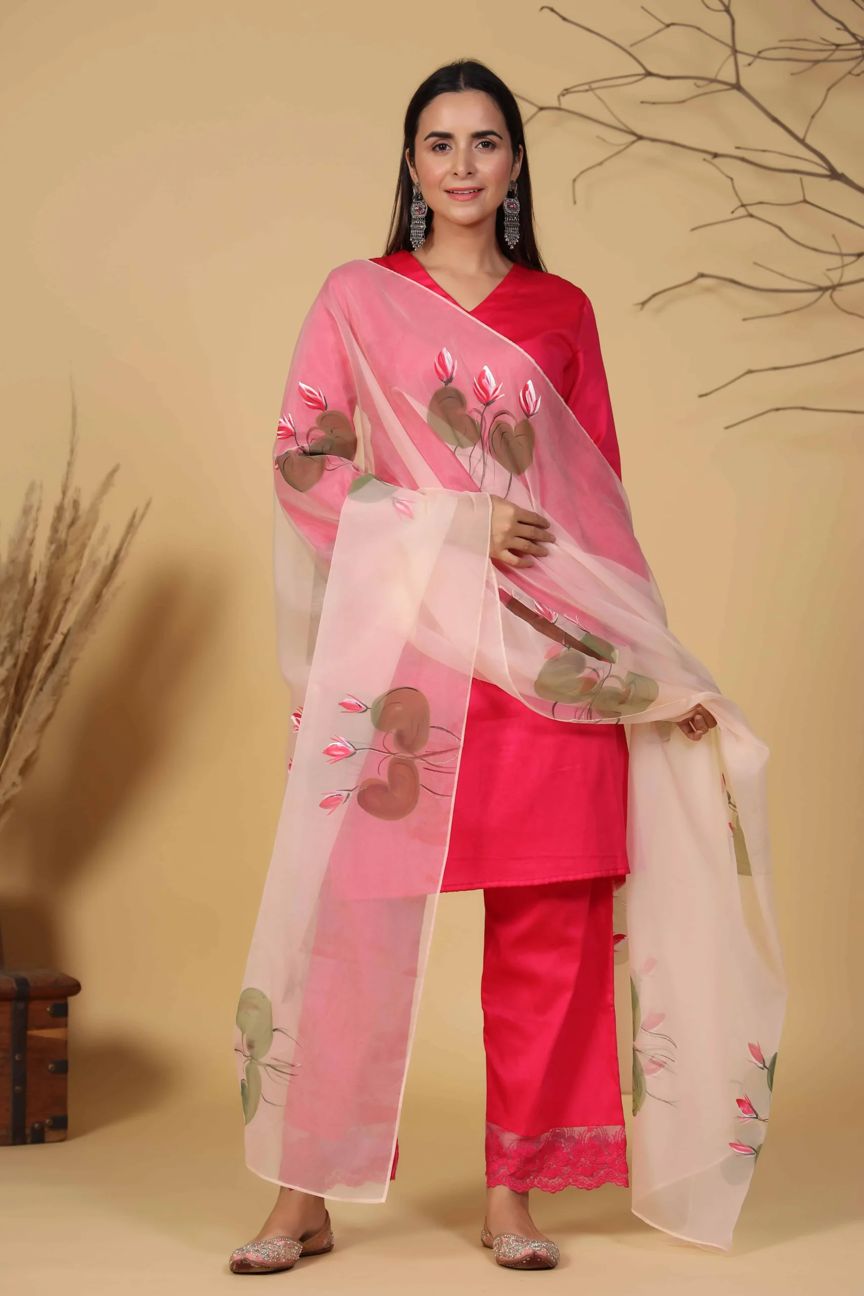 Rani Laced Kurta Set With Hand Painted Dupatta